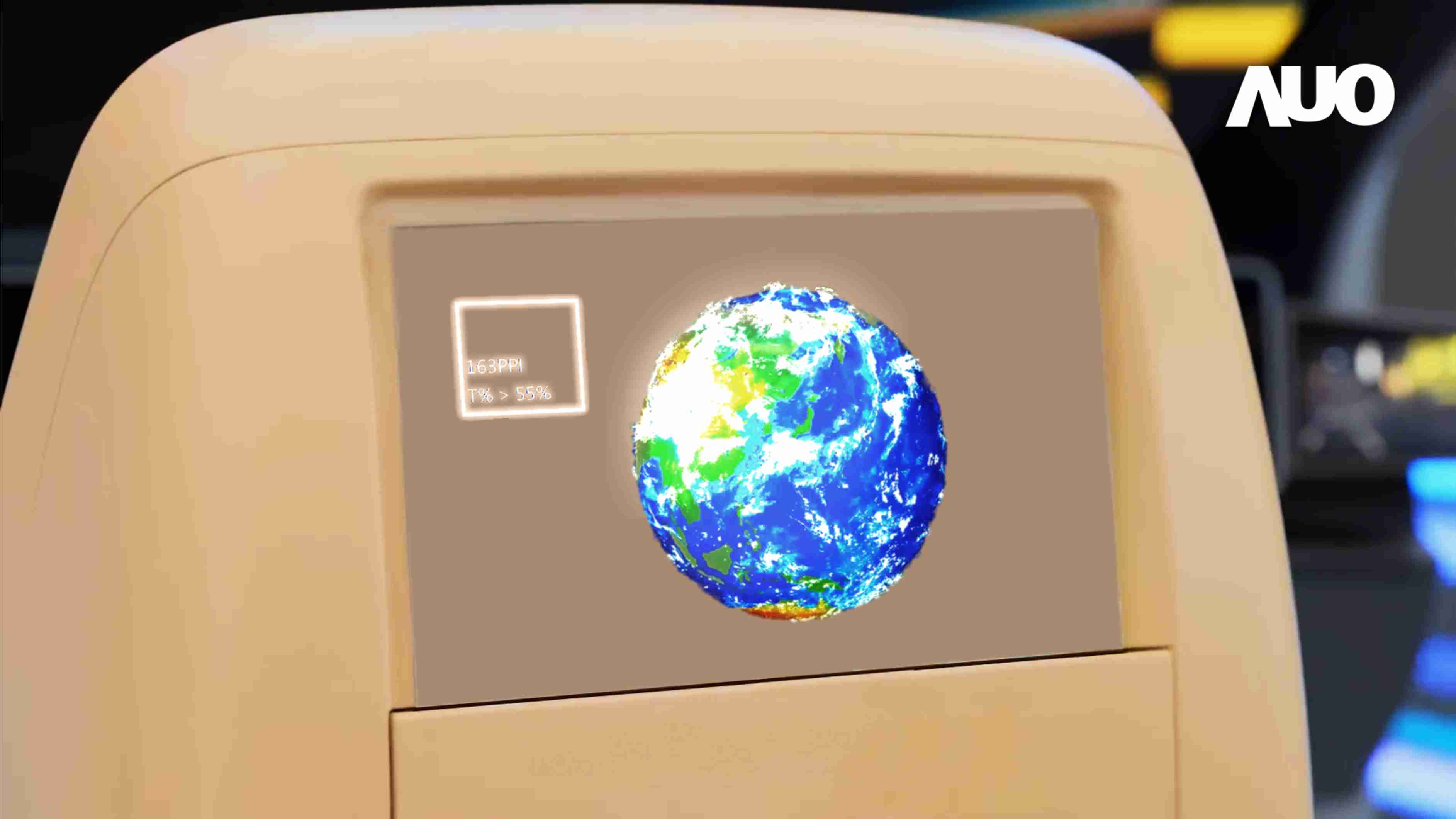 尊龙集团突破设计与制程挑战，，，推出全球最高分辨率163ppi的13.5吋透明Micro LED面板，，，，并积极布局智能车市场，，以期拓展透明显示应用的可能性